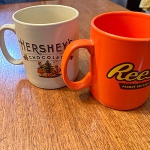 Hershey's and Reese's Mug Set - Cream and Orange  24oz